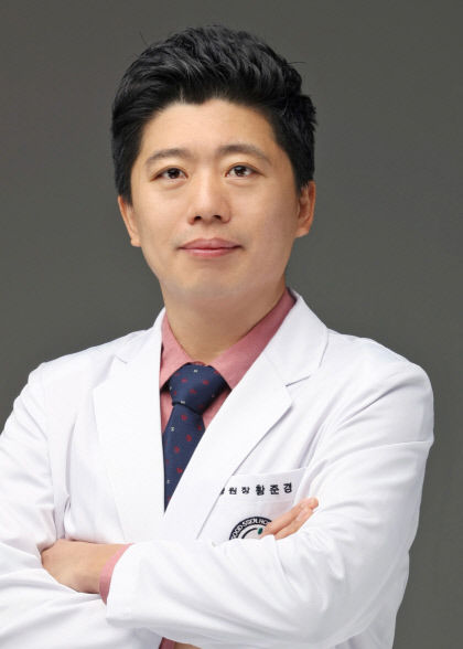 [전문의에게 듣는다] 맞춤형 어깨 인공관절 치환술…정확도↑ 부작용↓ 환자에 꼭 맞춘 어깨 인공관절