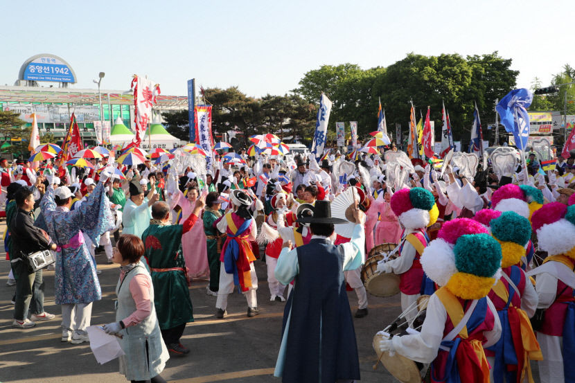5일간의 테마파크형 축제 성황…안동의 멋과 신명 널리 알렸다