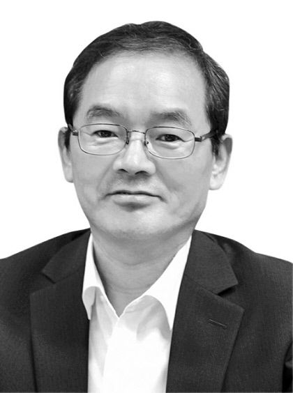 [경제와 세상] 데이터는 금광, AI 인재는 미다스의 손