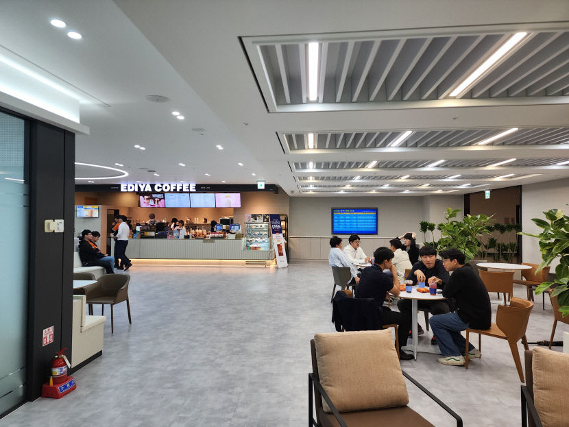 포스코, 본사 비즈니스홀 새단장