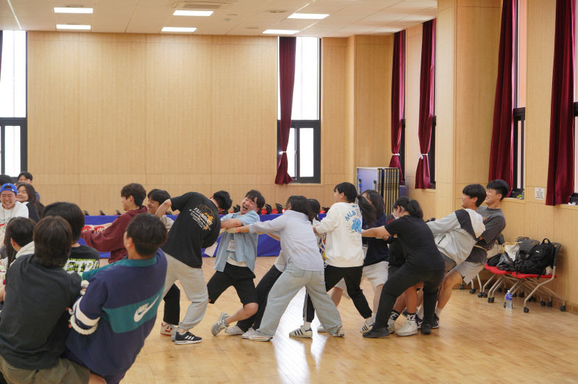 학업 스트레스 날렸어요~…희망인재 프로젝트 5월 정기행사 체육대회