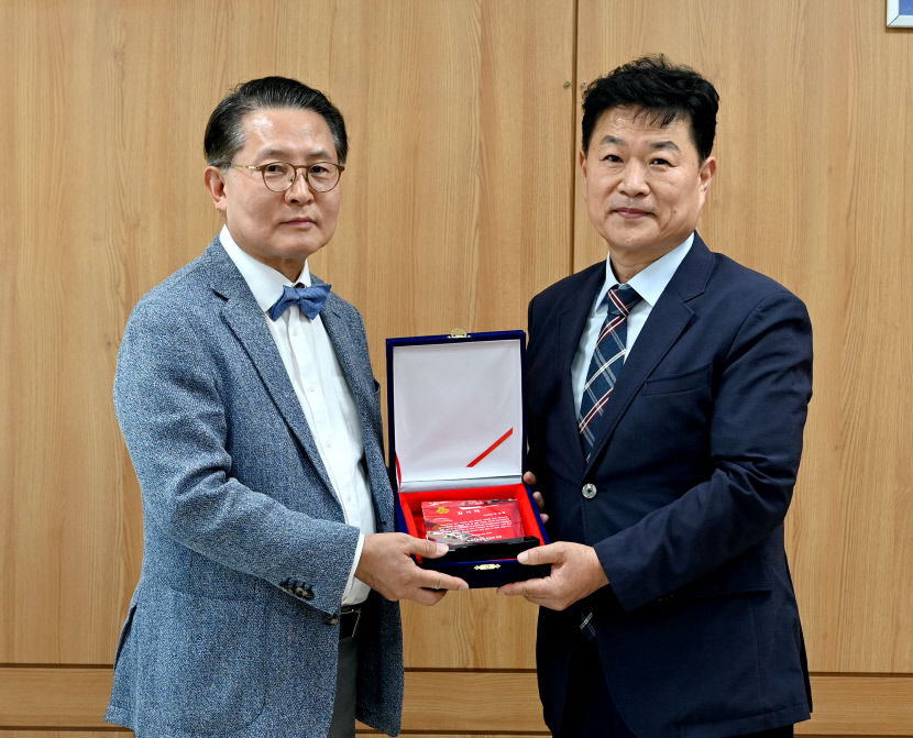 9년째 이어지는 우상현 W병원장의 장학금…지역사회 잔잔한 감동
