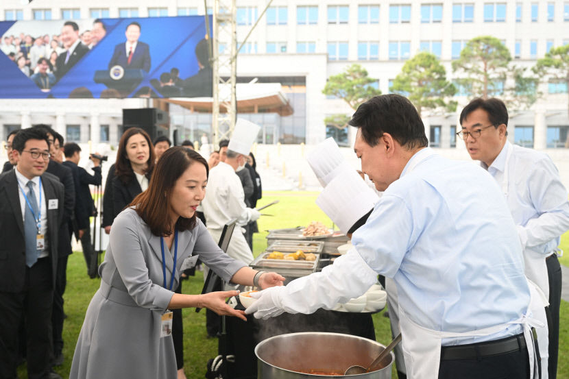 윤석열 대통령의 김치찌개 레시피는?