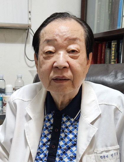 문경시민 어루만져온 병원…개원 47년 만에 문닫습니다