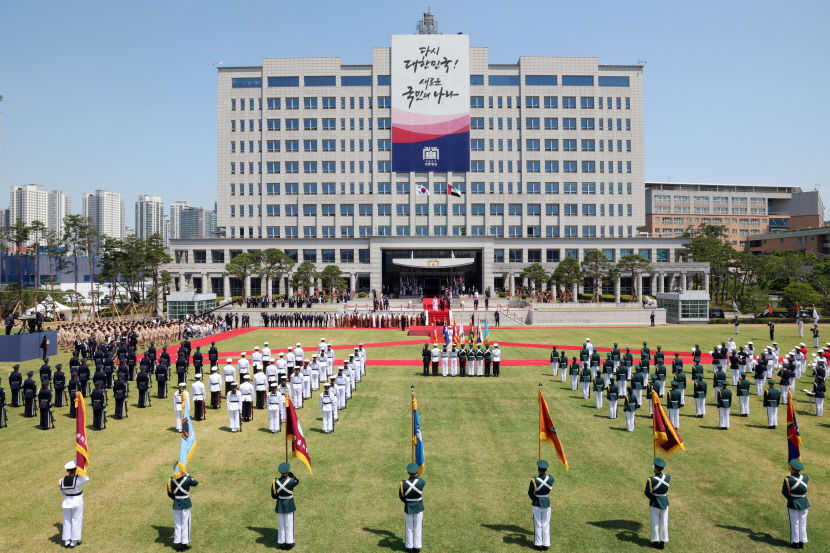 尹대통령 한·UAE 정상회담 열고 포괄적경제동반자협정 등 경제협력 논의
