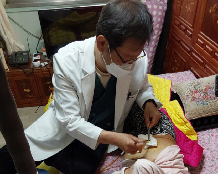 띵동~ 가정으로 온 병원…포항 의료 사각을 채우다