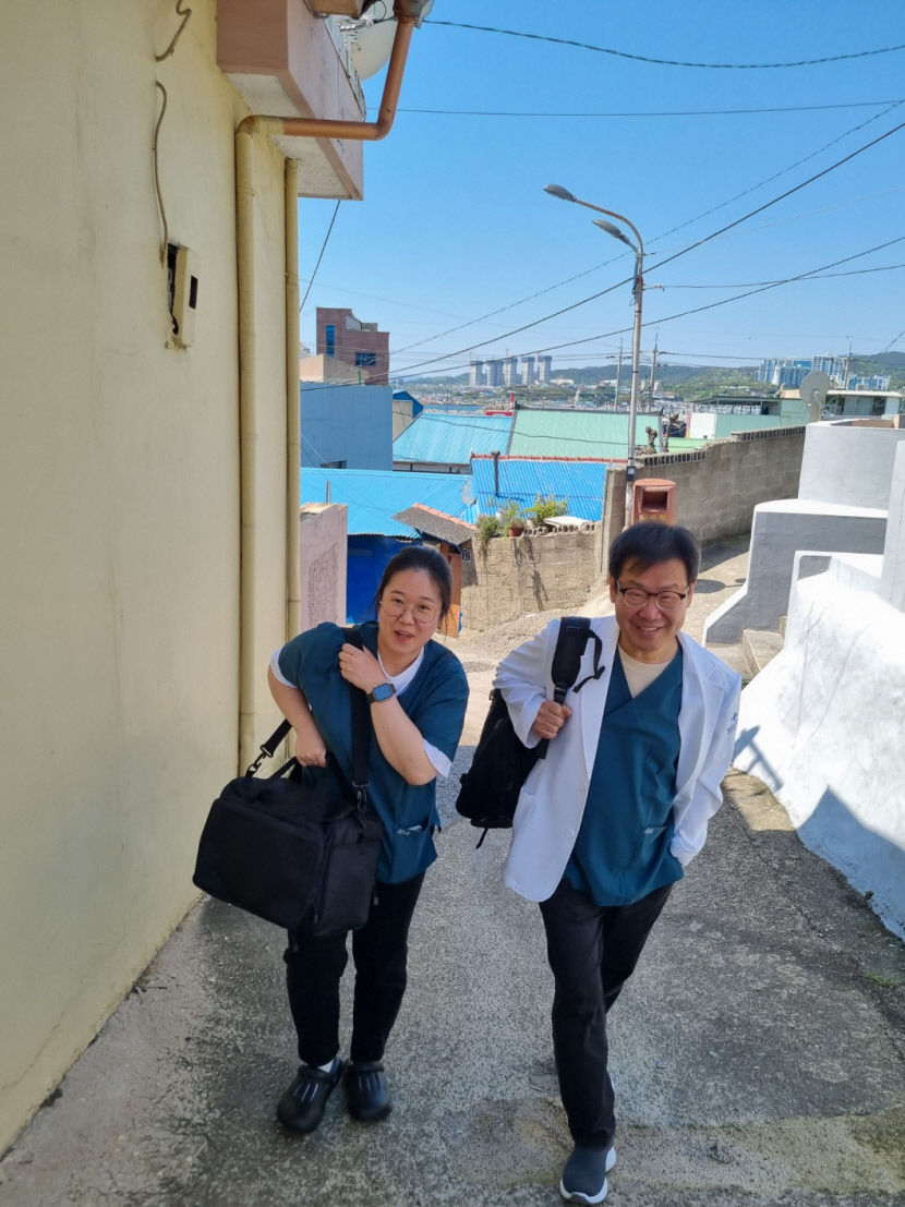 띵동~ 가정으로 온 병원…포항 의료 사각을 채우다