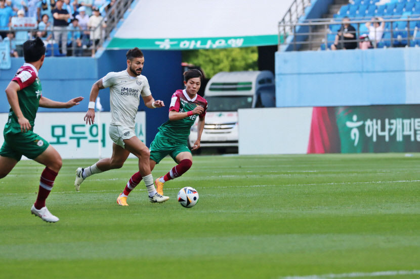 대구FC, 3연패에 꼴찌 추락…대전하나시티즌과 원정 경기 0-1 패