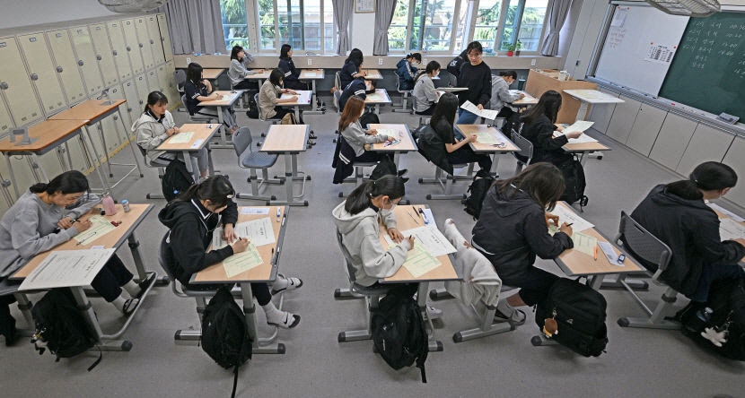 고3 84%·N수생 61% 6월 모평 어려웠다…영어 가장 어려워