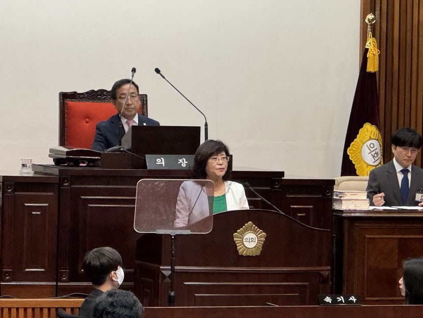 술판 외유성 해외연수 논란 대구 달서구의회…첫 공식 일정서 사과