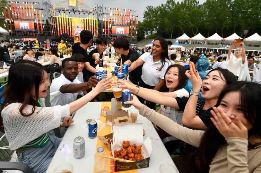 친환경 축제로 변모하는 올해 대구 치맥페스티벌…일회용컵 1.5톤 아낀다