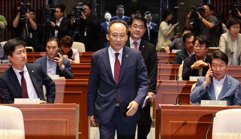 與 추경호 원구성 전면백지화하고 공개토론 하자…민주당에 제안