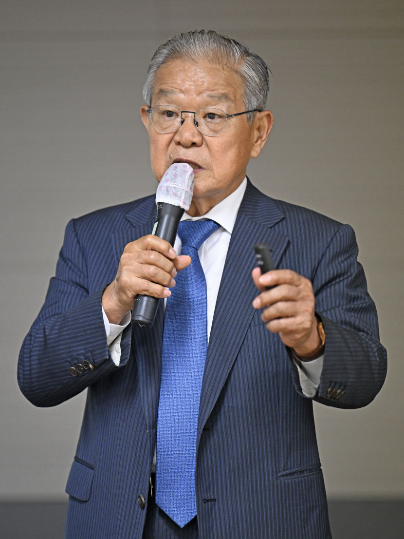 권태신 김앤장법률사무소 고문 혁신적 노동·규제 개혁으로 어려운 경제 상황 극복해야