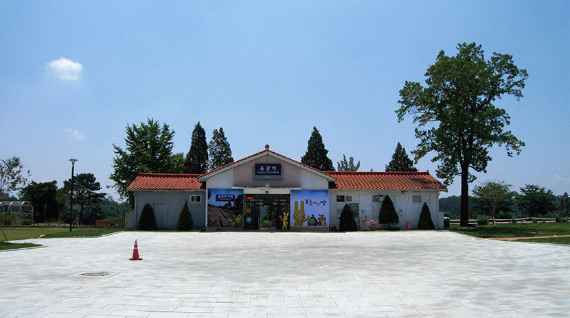 예천 용궁역, 문경 점촌역 경유하는 팔도장터관광열차 달린다