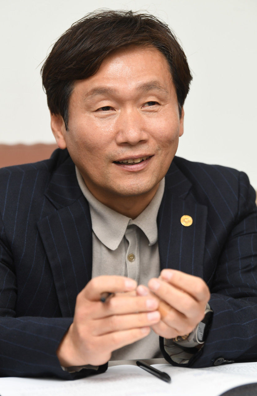 조현일 경산시장 2년 시정 운영…경산시민 10명 중 8명 긍정 평가