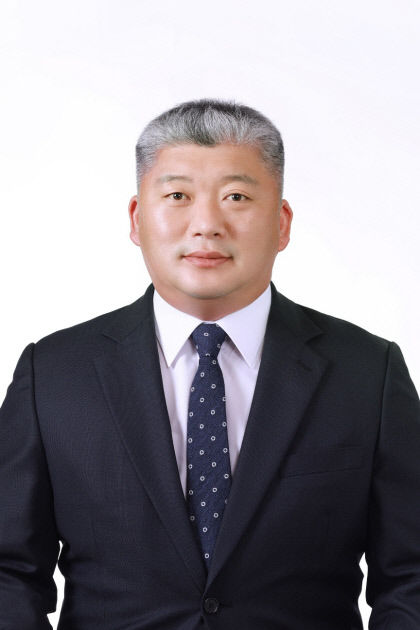 김정희 의원 제9대 후반기 의장 , 임동인 의원 부의장 당선