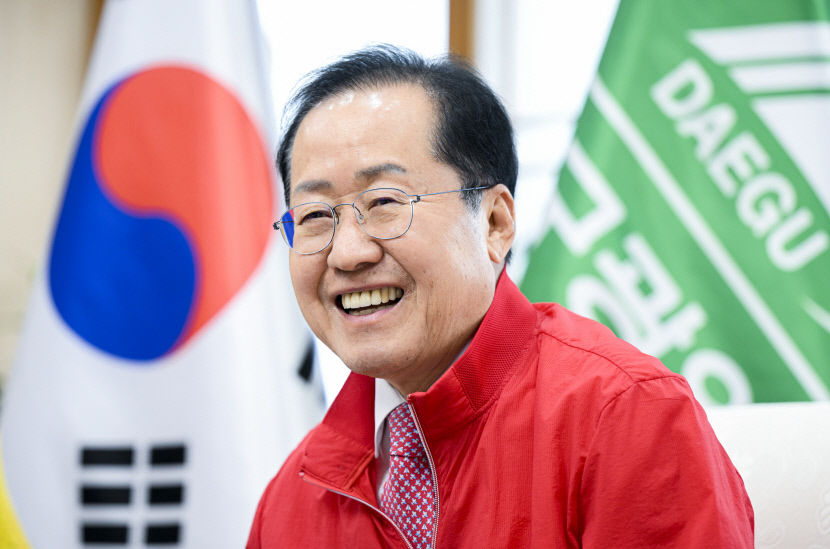 출범 2주년 홍준표號 대구시 시정, 시민 10명 중 6명 이상 잘했다