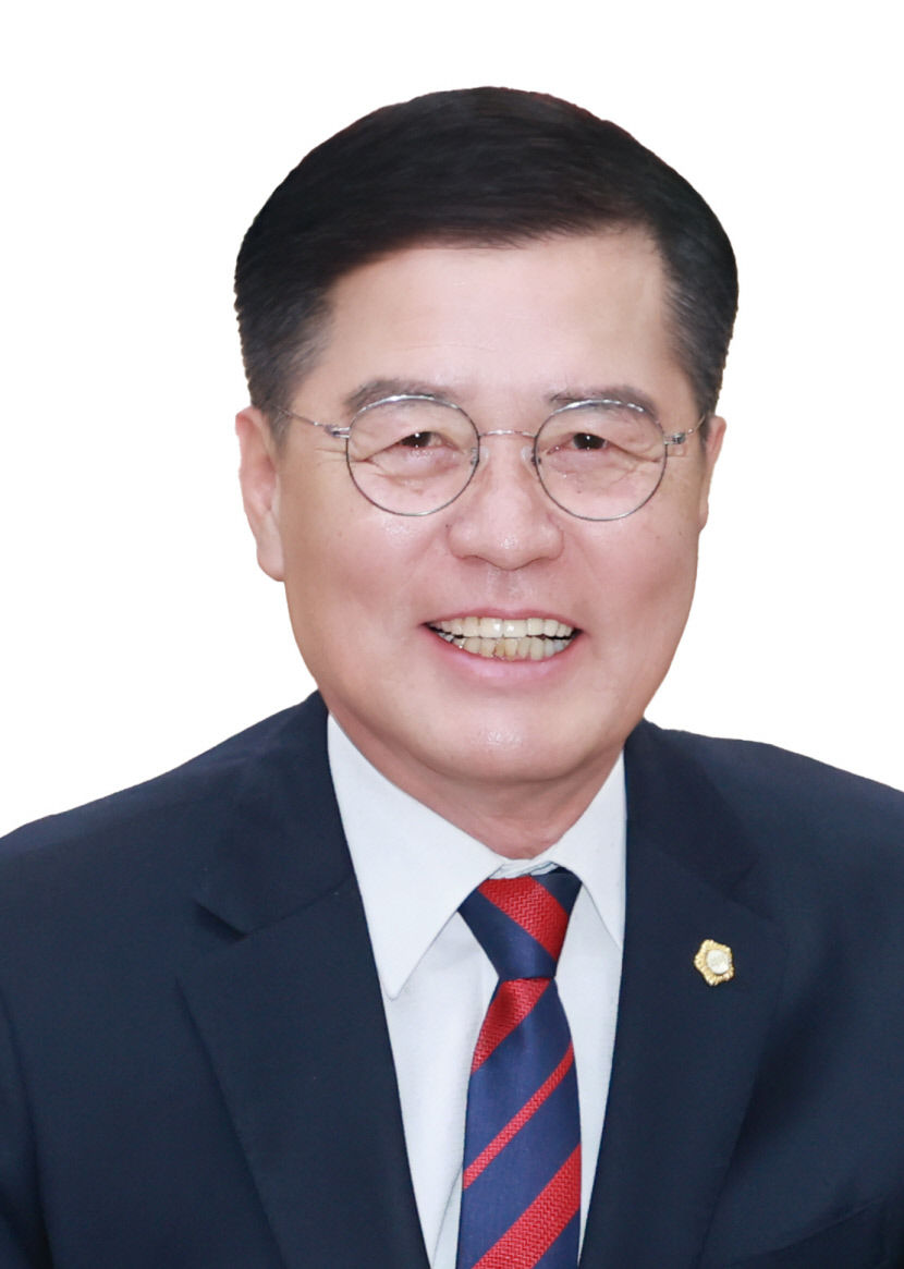 청송군의회 의장에 재선 심상휴 군의원 올바른 지방자치 실현