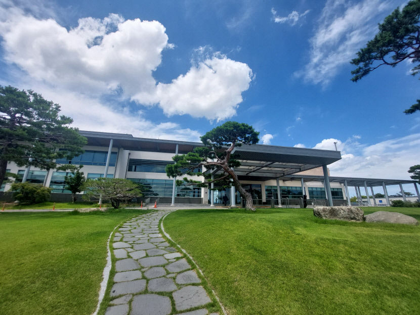 회원권 사기 논란 포항 골프장, 법적해결 제안에 피해자 반발
