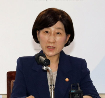 환경부 장관 포항 영일만항 석유가스전, 탄소 배출 영향 적을 것