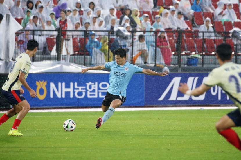뜨거운 대구 팬심…팬 일레븐에 대구FC 세징야·황재원 두각