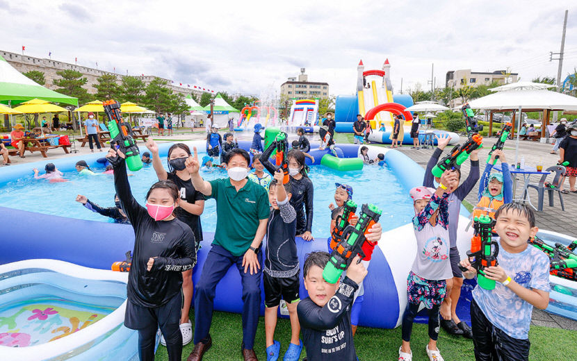 [힐링여행] 성주군, 멀리 떠날 필요 있나요…도심서 물총 쏘며 쿨~하게 무더위 날려요
