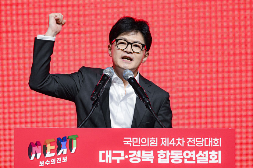 與 당대표 후보들 장외공방 이어져…원희룡 韓 말 기술에 안 넘어가