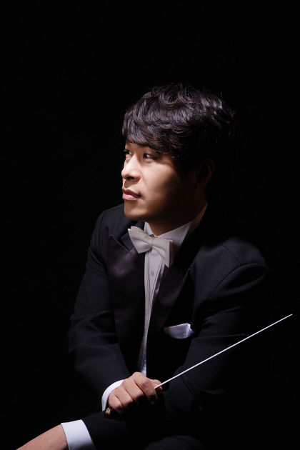 화려하고 웅장한 관악 연주…코리아윈드필하모니 콘서트 오토 슈바르츠-위대한 여정