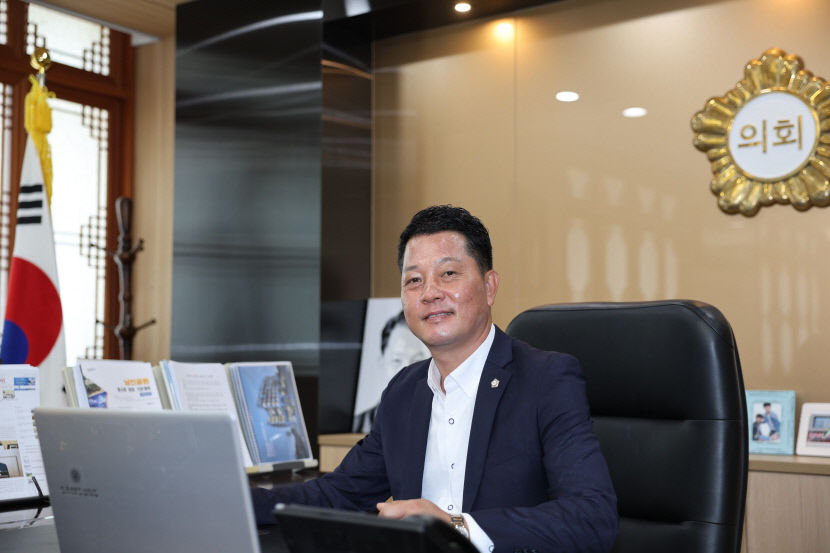 강영구 예천군의장 현안 정책 전문성 키워 감시역량 강화