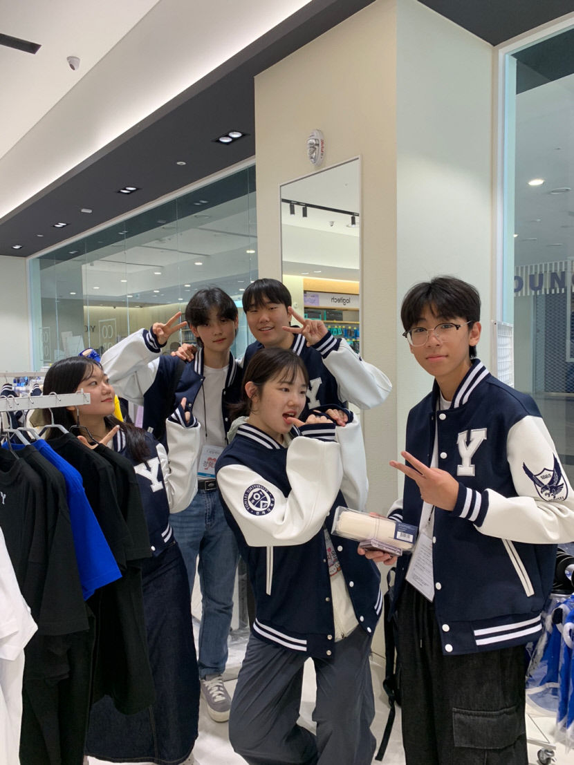 희망인재 프로젝트 연중 최대 행사 비전캠프…서울권 대학 탐방·번화가 투어로 동기부여 시간