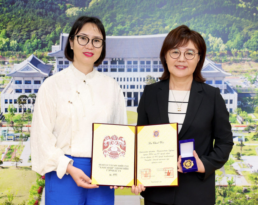 이철우 도지사, 몽골 울란바타르시 최고의 상 항가르드 훈장 수훈 영예