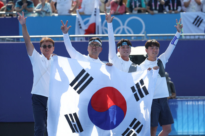 尹대통령, 파리올림픽 선수단 격려…메달 획득 선수엔 축전 보내