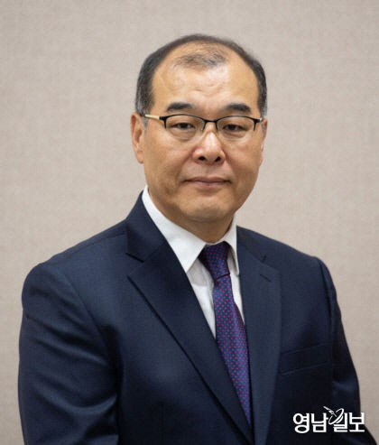 [인터뷰] 홍원화 의총협 회장 학생 복귀 없이 의평원 평가 요구 무리