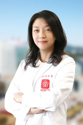 칠곡경북대병원 유방갑상선외과 이지연 교수팀, 국내 다기관 데이터로 최소침습법 안전성 입증