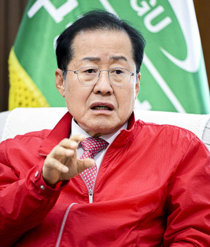 洪 8월 내 합의 못하면 행정통합 장기과제로