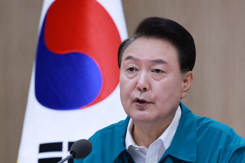 尹 반국가세력 사회 곳곳 암약…항전의지 높여야 을지연습 강조