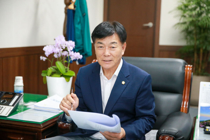 김병기 영주시의회 의장 시민 이익 극대화되도록 시민대변자 역할 충실
