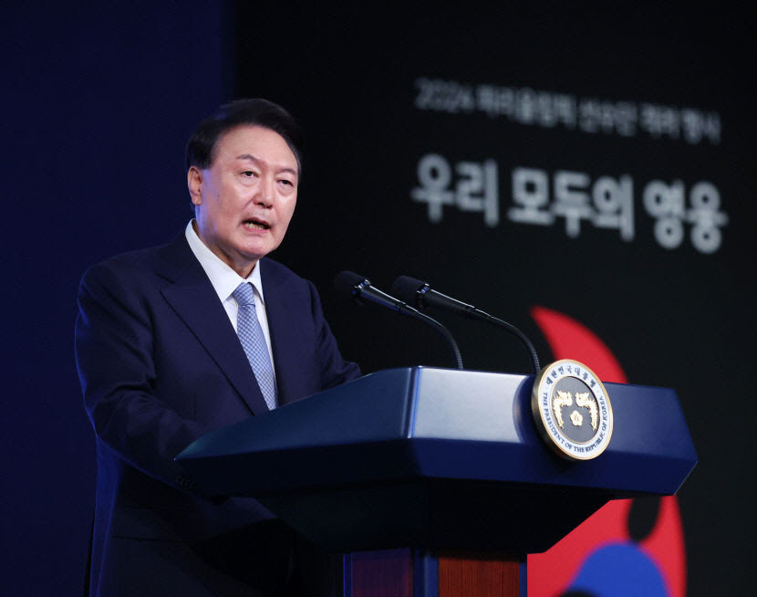 尹대통령, 내달 체코 방문에 삼성·SK·LG 그룹 총수 동행