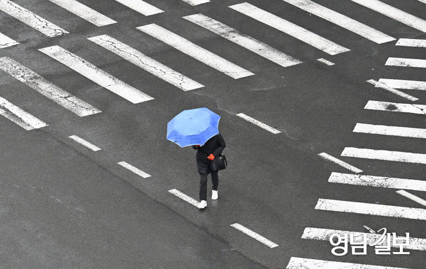 28일 대구경북 낮 최고기온 33℃…곳곳에 가끔 비