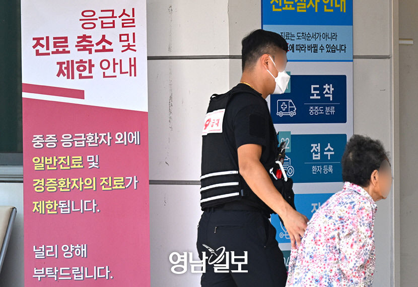 [포토뉴스] 응급실 의사 수 1년 만에 반토막