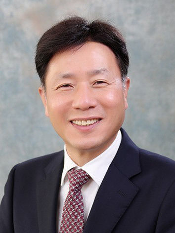 [프로필] 이우식 의성교육지원청 교육장