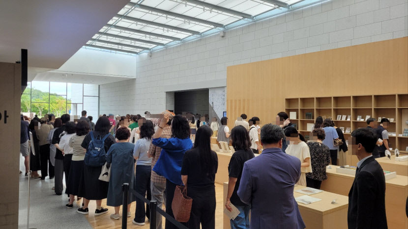 대구간송미술관 개관전, 전시 첫날 오픈런 행렬…역대급 전시로 기억될까?