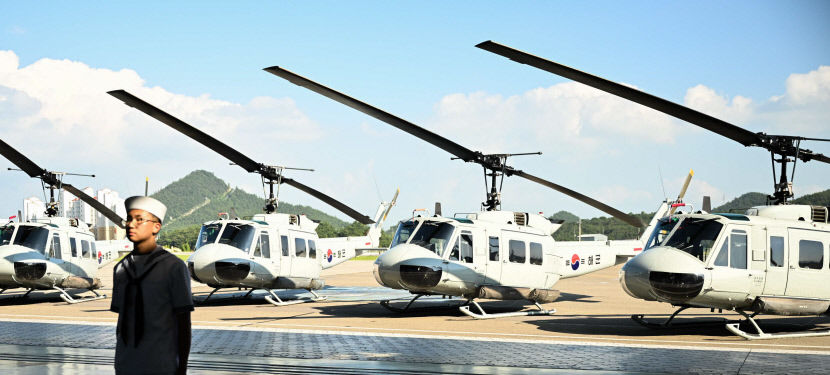 해군 UH-1H 항공기 퇴역