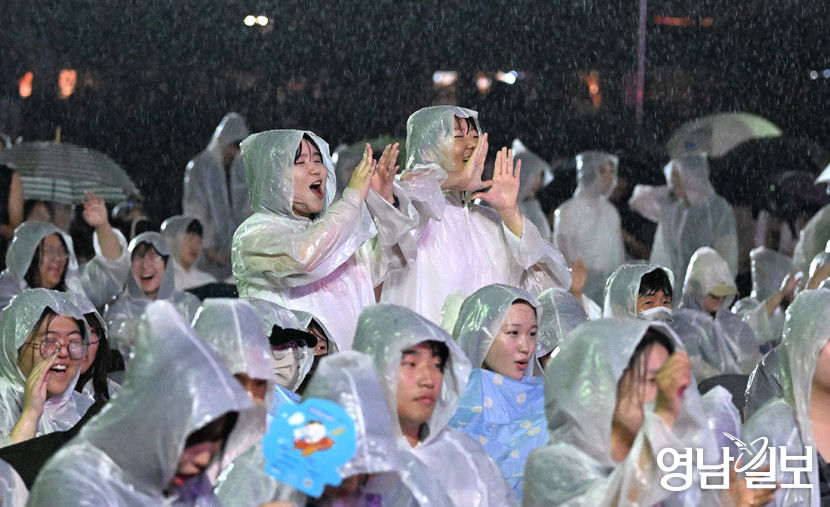 [포토뉴스] 경산 AGAIN 가요제 뜨거운 호응