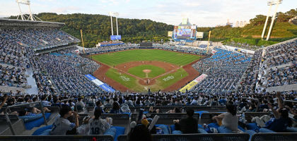 100만 관중 기념 유니폼 증정·불꽃놀이…라팍 21일 삼성 홈 경기 티켓 구하기 전쟁