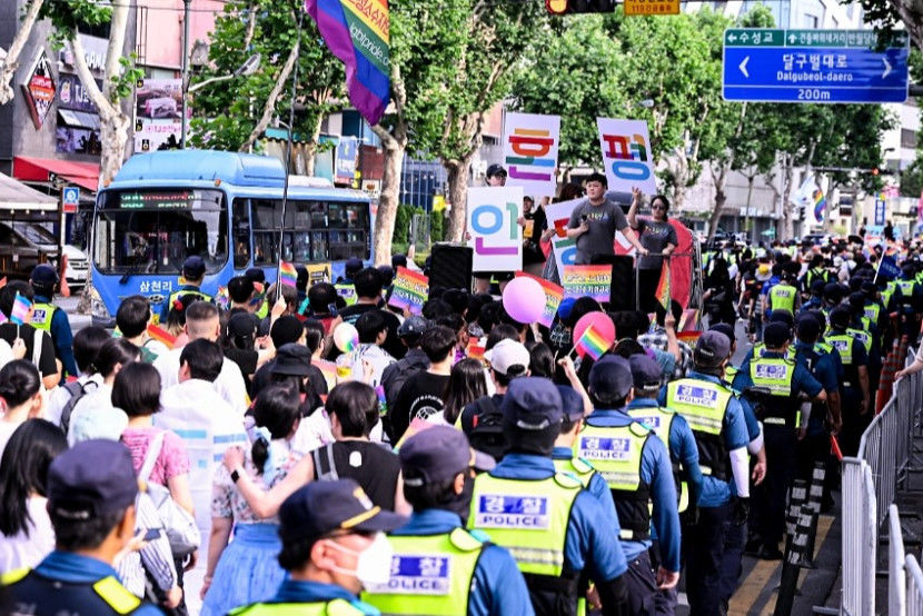 퀴어축제 두고 조직위-기독교계 상반된 가처분 신청…법원, 누구 손 들어줄까