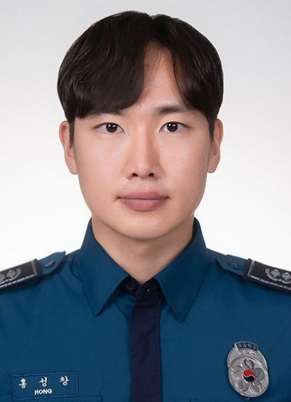 경북 안동경찰서 권태복 경위·홍성창 순경, 요양원서 사라진 치매 어르신 구조