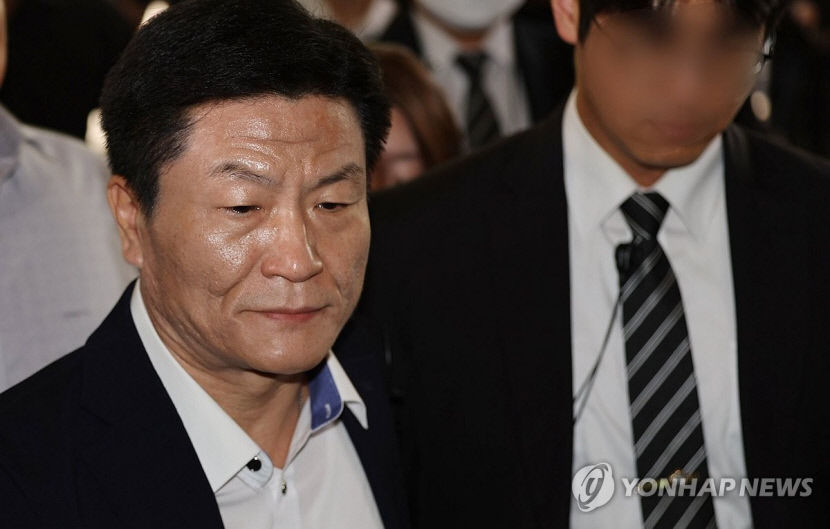 이태원 참사 부실 대응 이임재 전 용산서장, 금고 3년…위험 예견할 수 있었다