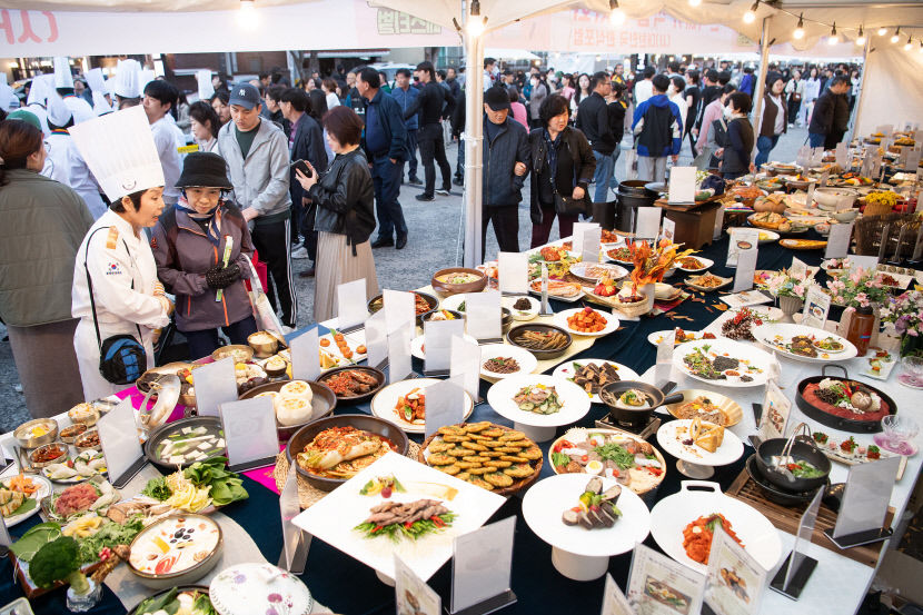 특화된 구미의 맛과 문화를 만끽할 수 있는 구미 2023년 푸드 페스티벌.<구미시 제공>