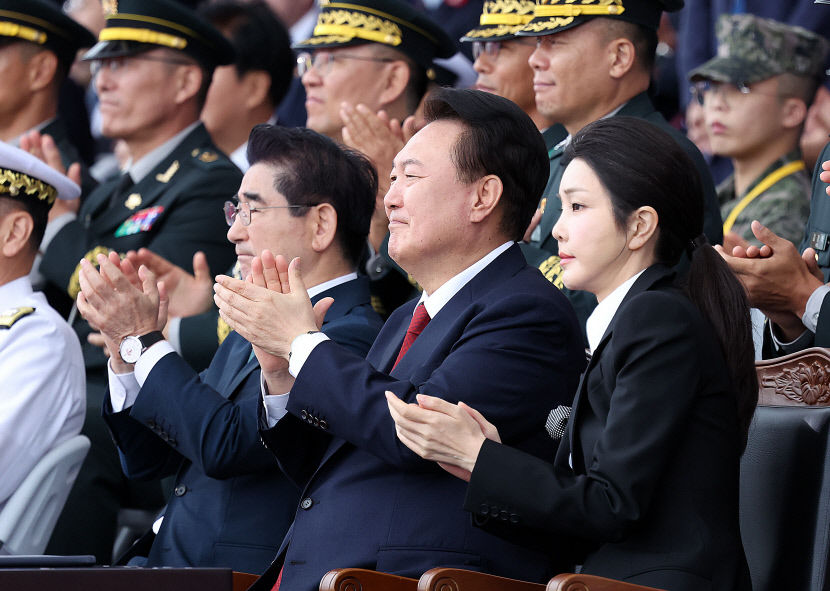 대통령실, 김대남 논란에 尹과 친분없어 해명…金여사 불기소 비판도 반박